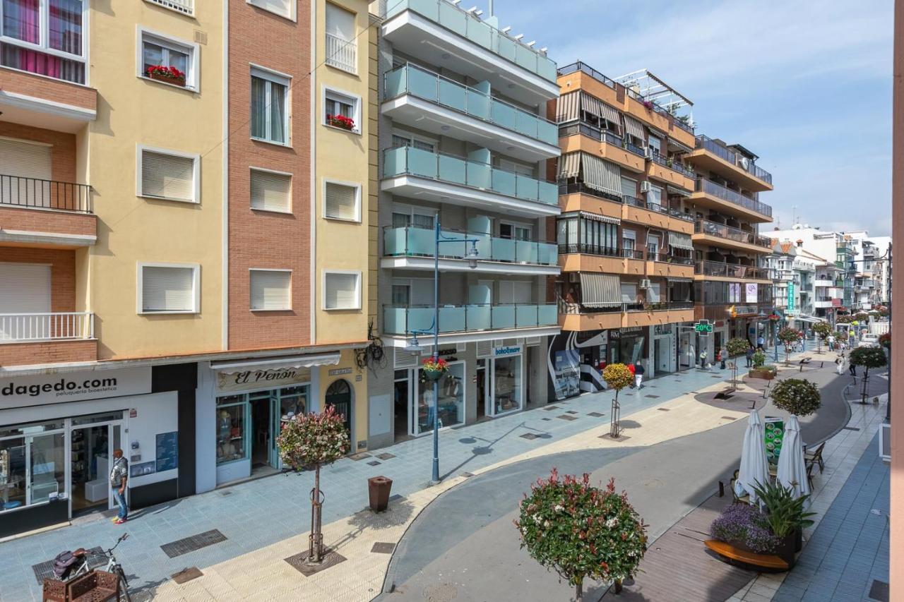 Apartamentos Guerrero Torre Del Mar Dış mekan fotoğraf