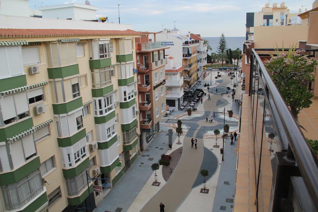 Apartamentos Guerrero Torre Del Mar Dış mekan fotoğraf