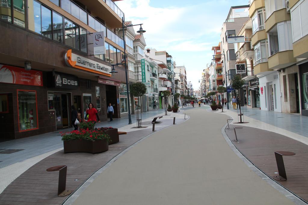 Apartamentos Guerrero Torre Del Mar Dış mekan fotoğraf