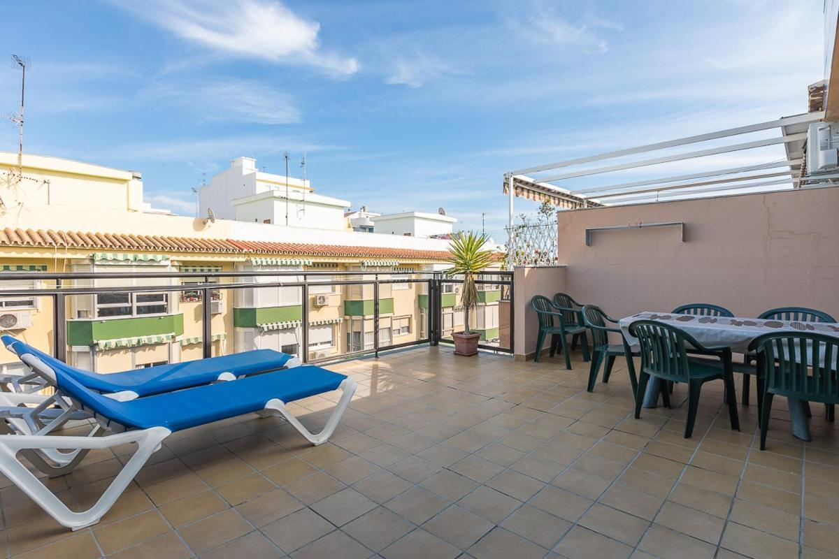 Apartamentos Guerrero Torre Del Mar Dış mekan fotoğraf