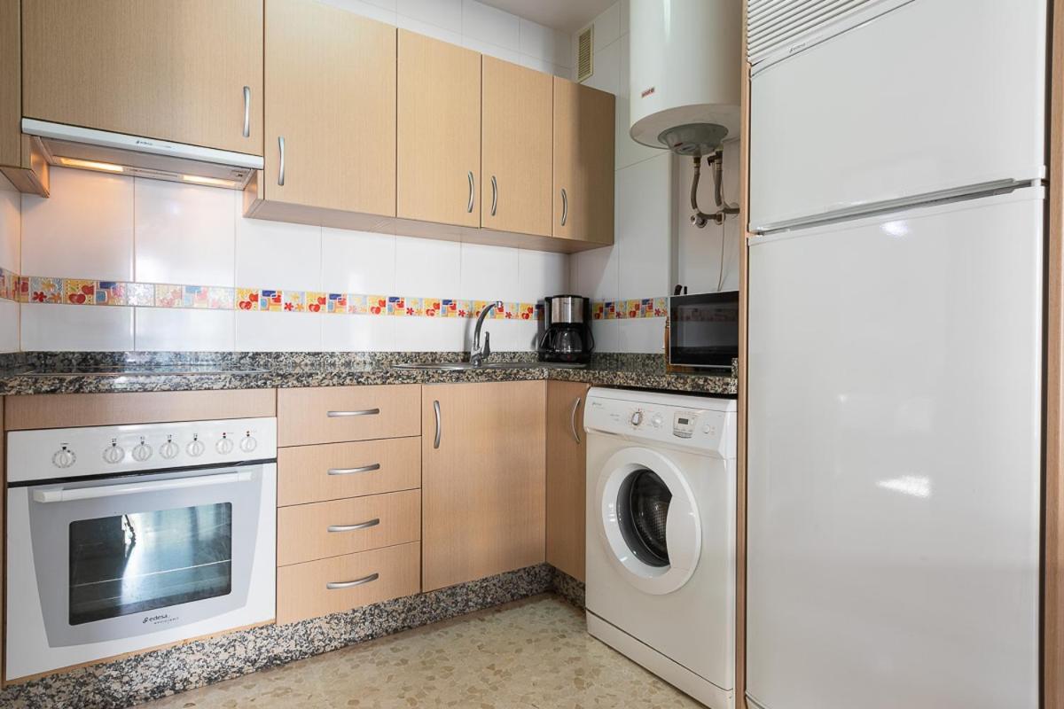 Apartamentos Guerrero Torre Del Mar Dış mekan fotoğraf