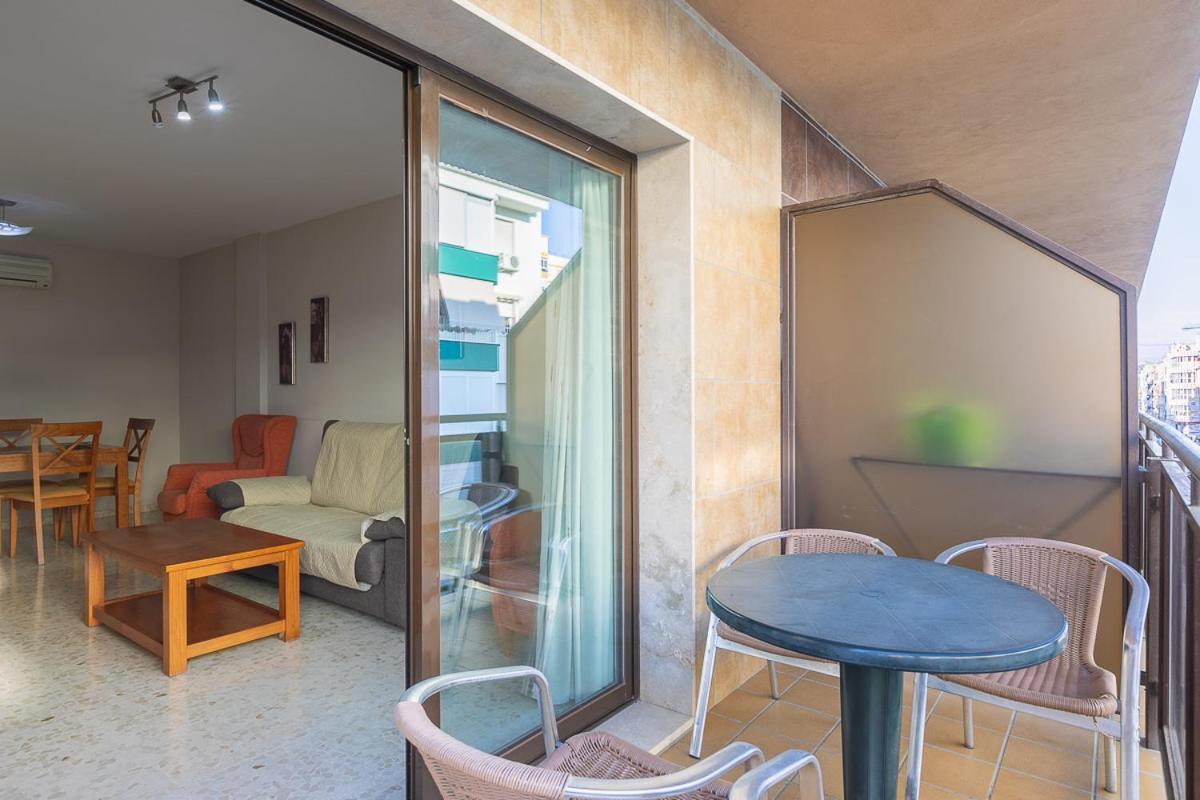 Apartamentos Guerrero Torre Del Mar Dış mekan fotoğraf