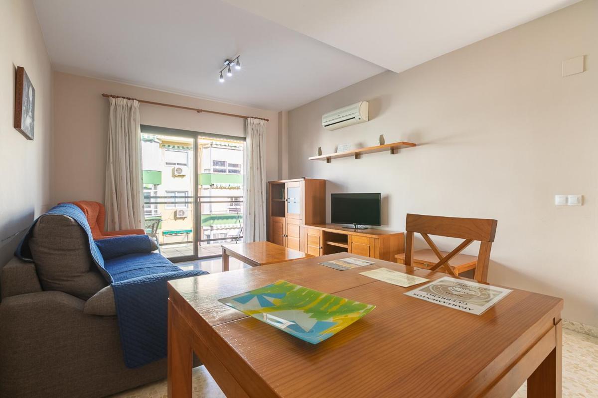 Apartamentos Guerrero Torre Del Mar Dış mekan fotoğraf