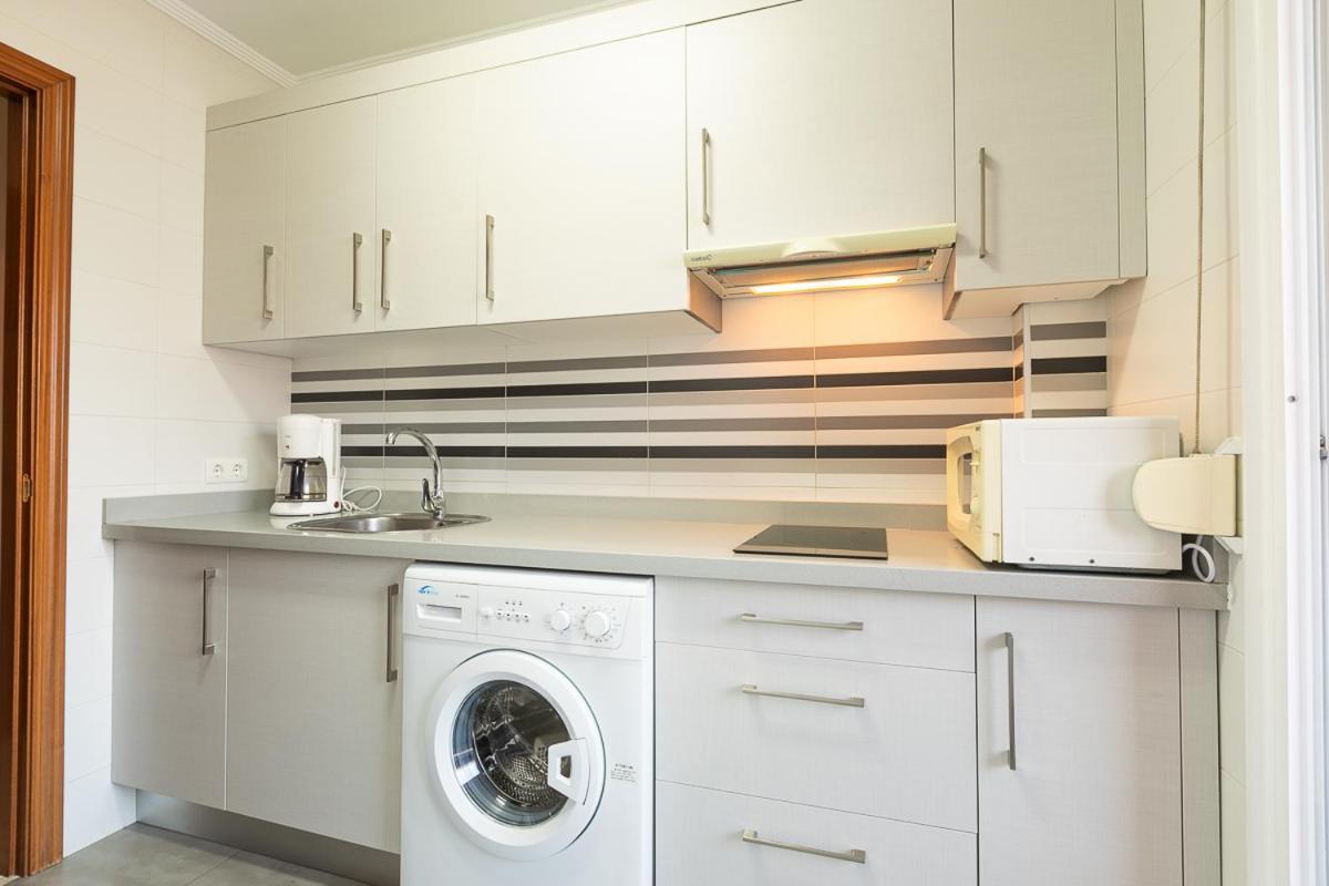 Apartamentos Guerrero Torre Del Mar Dış mekan fotoğraf